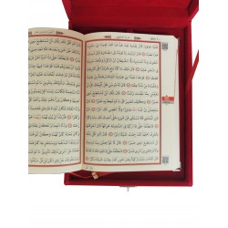 189  - PLAKETLİ KADİFE KURANI KERİM - ORTA BOY 189  - PLAKETLİ KADİFE KURANI KERİM - ORTA BOY