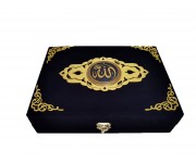 384Siyah - AYAKLI SANDIKLI ORTA BOY AHŞAP KUTULU KURAN-I KERİM-OVAL LAFIZLI 384Siyah - AYAKLI SANDIKLI ORTA BOY AHŞAP KUTULU KURAN-I KERİM-OVAL LAFIZLI