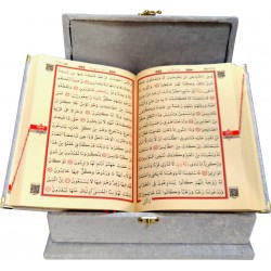 279 GRİ - MÜHÜRLÜ ORTA BOY SÜNGERLİ HEDİYELİK SANDIKLI KURAN-I KERİM