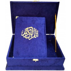 279 LACİVERT - MÜHÜRLÜ ORTA BOY SÜNGERLİ HEDİYELİK SANDIKLI KURAN-I KERİM 279 LACİVERT - MÜHÜRLÜ ORTA BOY SÜNGERLİ HEDİYELİK SANDIKLI KURAN-I KERİM