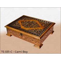 TS031 - AHŞAP CAMİ BOY KURAN-I KERİM KUTUSU-OYMALI   ( RENK: YEŞİL-CEVİZ-KESTANE )